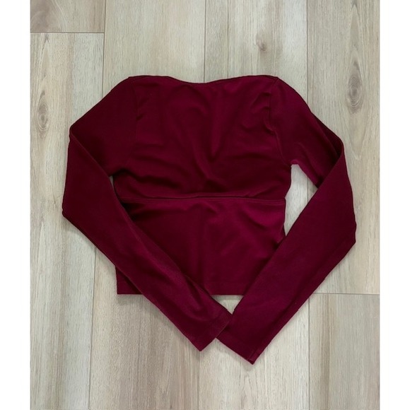 Forever 21 Deep V Neck Long Sleeve Crop Top Burgundy Ribbed Knit Size M/L - Picture 2 of 3